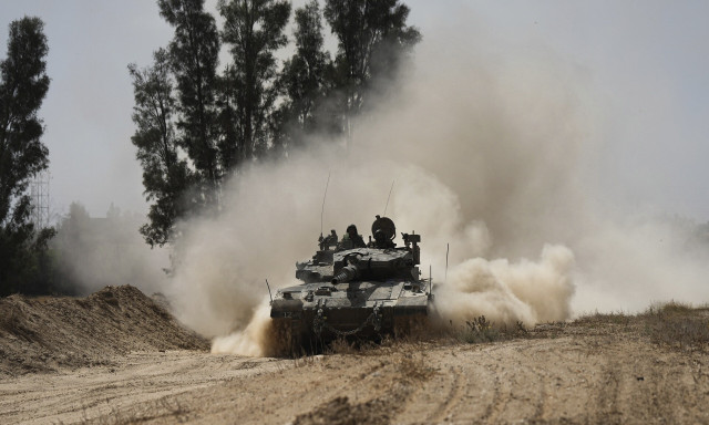 «Ιρανική ομηρεία το ρεσάλτο στο ισραηλινό πλοίο» - Έτοιμο να αντιμετωπίσει επίθεση το Τελ Αβίβ