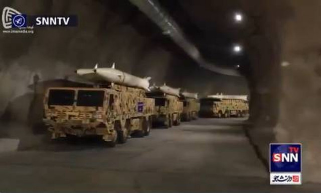 Συγκλονιστικό βίντεο με τα drones και τους βαλλιστικούς πυραύλους που διαθέτει το Ιράν