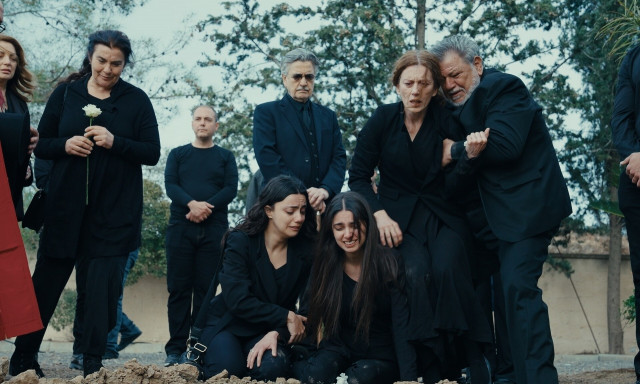 Η Γη της Ελιάς Spoiler: Το πένθος και η οδύνη τυλίγουν τους ήρωες της Μάνης