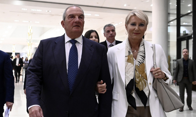 Νατάσα Παζαΐτη: Γιόρτασε τα γενέθλιά της και αποκάλυψε την ηλικία της - Η οικογενειακή φωτογραφία