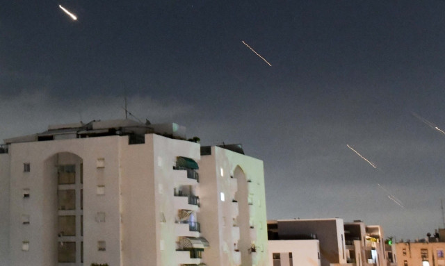 Ισραήλ - Ιράν: Συγκλονιστικές μαρτυρίες από Έλληνες για την επίθεση