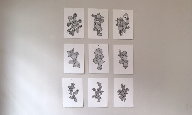 Γεωμετρικός ορφισμός: Η εικαστική έκθεση του Τάσου Στάμου με υπαρκτές και φαντασιακές μορφές