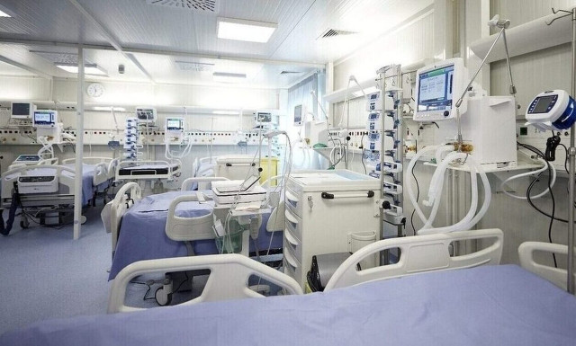 Πάτρα: Ακρωτηρίασαν τα πόδια της 20χρονης φοιτήτριας - Είχε μεταφερθεί στο ΚΑΤ με μηνιγγίτιδα