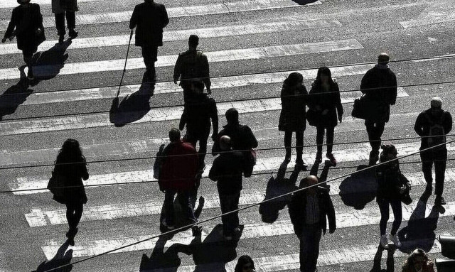 Αναδρομικά, συντάξεις και επιδόματα πριν το Πάσχα - Ποιοι οι δικαιούχοι