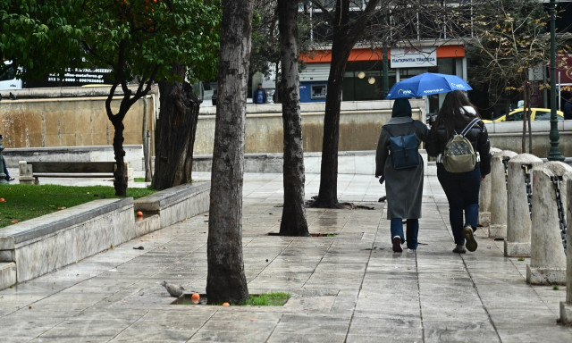 Καιρός: Πτώση της θερμοκρασίας με λασποβροχές και σκόνη μετά τα «30άρια»