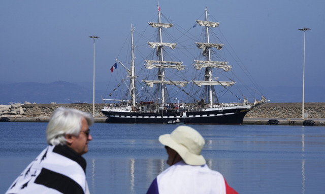Le Belem: Η ιστορία του εντυπωσιακού γαλλικού ιστιοφόρου, που θα μεταφέρει την Φλόγα στην Γαλλία