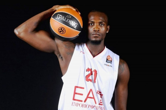 Θρήνος για τον Σον Τζέιμς - Πέθανε η σύζυγός του