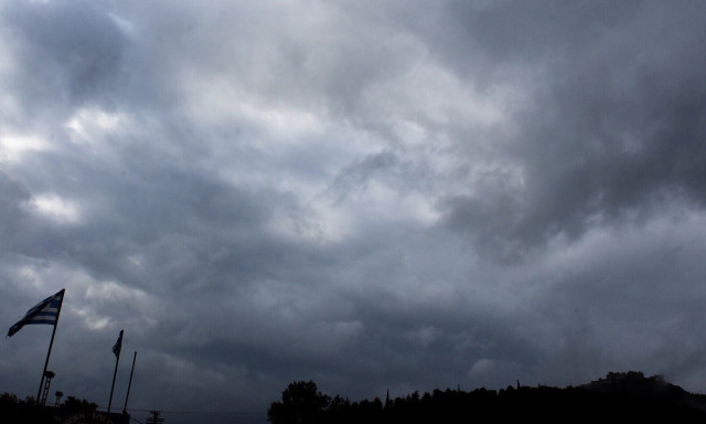 Καιρός: Αλλάζει το σκηνικό του καιρού - Έρχονται σημαντική πτώση της θερμοκρασίας, σκόνη και βροχές