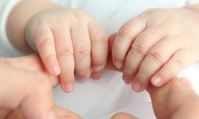 Επίδομα μητρότητας: Ποιες μητέρες δικαιούνται αναδρομικά - Η ανάρτηση του πρωθυπουργού