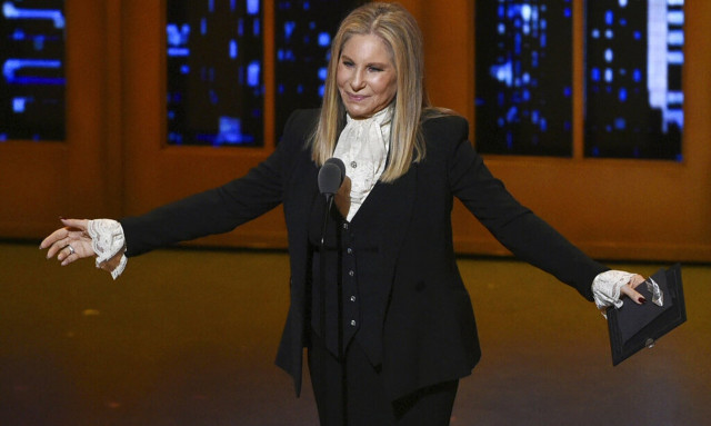 Μπάρμπρα Στρέιζαντ: Επιστρέφει με νέο τραγούδι για τηλεοπτική σειρά