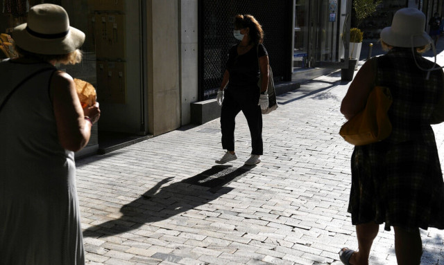 Δημοσκόπηση Metron Analysis: To 64% των πολιτών δηλώνει ότι η χώρα κινείται σε λάθος κατεύθυνση