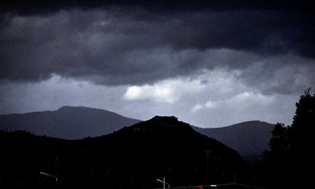 Καιρός: Ποιες περιοχές θα «χτυπήσει» η κακοκαιρία – Προειδοποίηση για τη Θεσσαλία