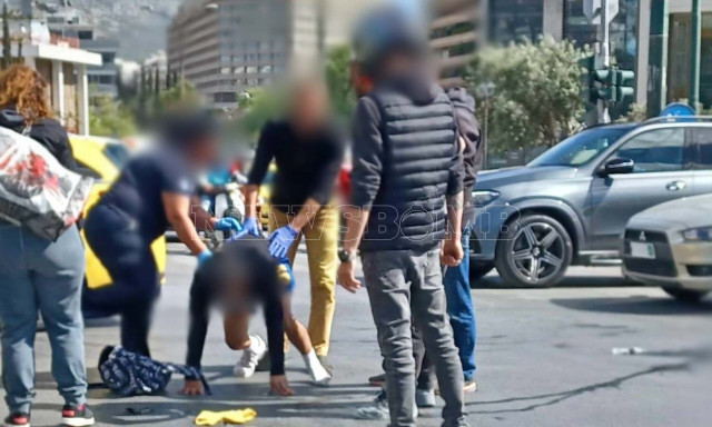 Τροχαίο ατύχημα στη Βασιλίσσης Σοφίας - Ένας τραυματίας