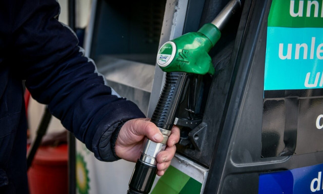 Άνω Λιόσια: Απείλησε υπάλληλο βενζινάδικου με όπλο για να γεμίσει το ρεζερβουάρ του αυτοκινήτου του