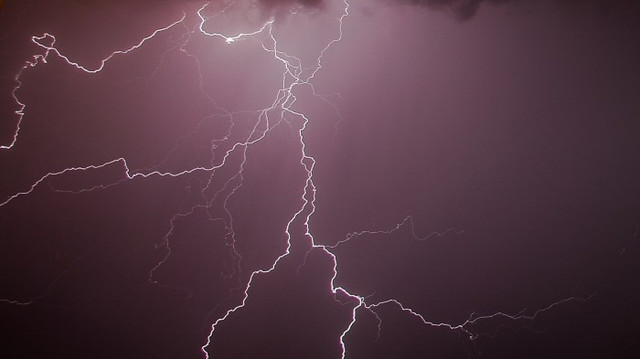 Έρχεται δύσκολη νύχτα λόγω της κακοκαιρίας: Κίνδυνος για πλημμύρες - Έντρομοι πολίτες σε 6 περιοχές