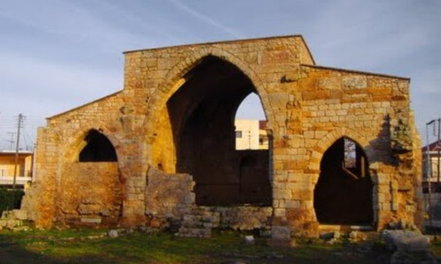 Ηλεία: Υποστύλωση στο σπάνιο μνημείο Αγίας Σοφίας στην Ανδραβίδα