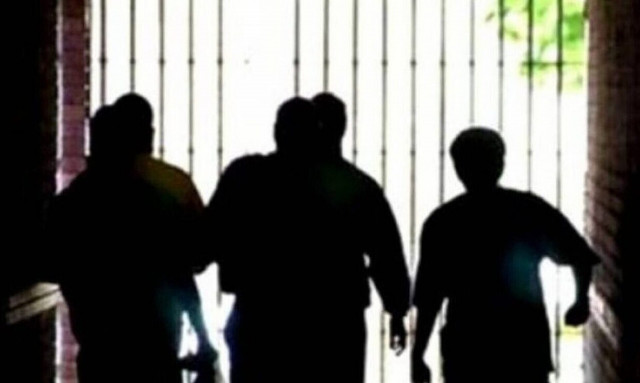 Ηράκλειο: Άγριος ξυλοδαρμός 14χρονου μαθητή, μέσα σε σχολείο - Βίντεο