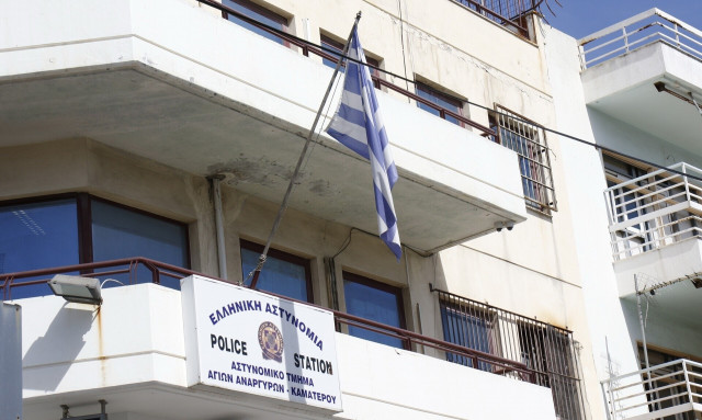 Άγιοι Ανάργυροι: Η πρώτη καταγγελία για ενδοοικογενειακή βία μετά την Κυριακή