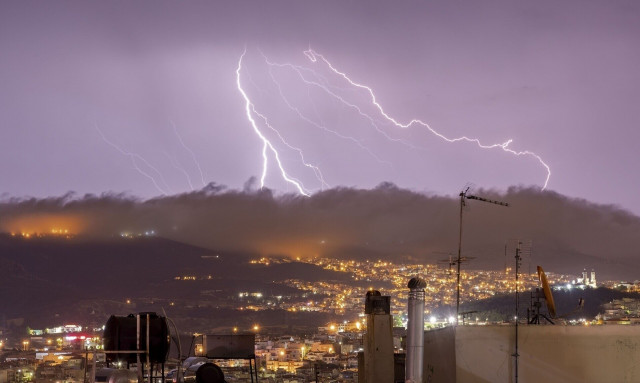 Καιρός: «Βόμβα» Καλλιάνου για τις επόμενες ώρες - «Έχω μια μικρή ανησυχία»