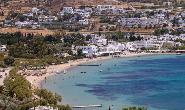 Τουρισμός: Η Πάρος προβάλλεται στις διεθνείς αγορές με στόχο την κορυφή