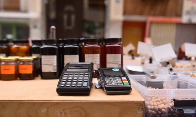 Μέχρι πότε γίνεται η διασύνδεση POS - ταμειακών μηχανών - Τα πρόστιμα