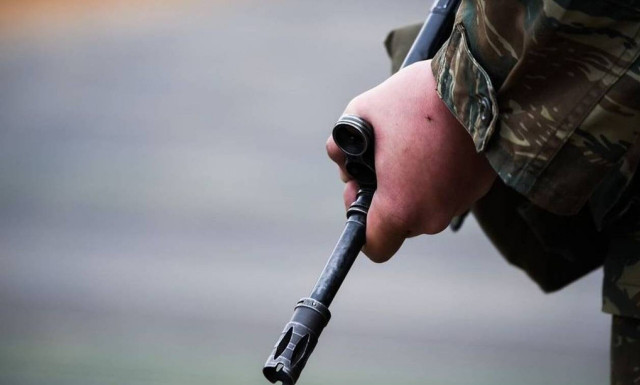 Θρίλερ με τον στρατιώτη που βρέθηκε νεκρός στη σκοπιά του στη Ρω