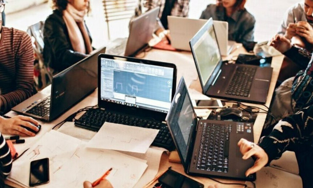 Εξαήμερη εργασία: Όλες οι αλλαγές από 1/7 – Ποιοι κλάδοι θα την εφαρμόσουν, πότε απαγορεύεται