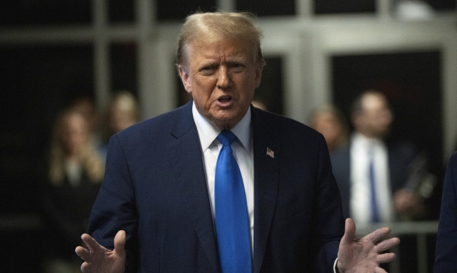 Ντόναλντ Τραμπ: Δεν είναι παράνομο να προσπαθείς να επηρεάσεις τις εκλογές, δήλωσε ο συνήγορός του