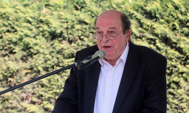 ΕΡΤ1: Αυτή είναι η νέα σειρά του Μανούσου Μανουσάκη – Ποιοι θα παίζουν στο «Δίχτυ»