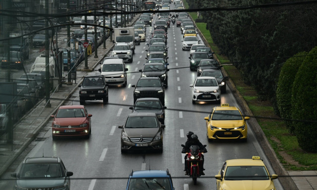 Κίνηση τώρα: Στο «κόκκινο» ο Κηφισός και η Λεωφόρος Αθηνών