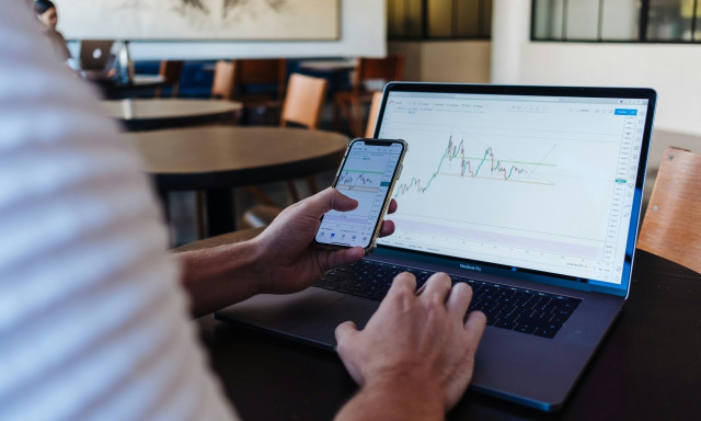 Πότε η Ελλάδα θα αποπληρώσει 5 δισ. ευρώ από τα δάνεια διάσωσης