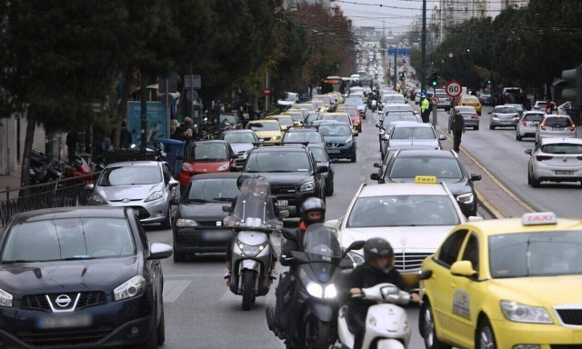Τέλη κυκλοφορίας: Τι αλλάζει στα πρόστιμα και τις ποινές - Έρχονται τέλη με το μήνα
