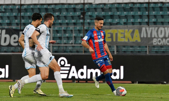 Σοβαρή καταγγελία Βόλου: «Επικοινωνία Θ. Καρυπίδη με ποδοσφαιριστή μας»