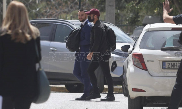 Έφτασε στον ανακριτή ο Κωνσταντίνος Φλώρος - Τι θα ισχυριστεί