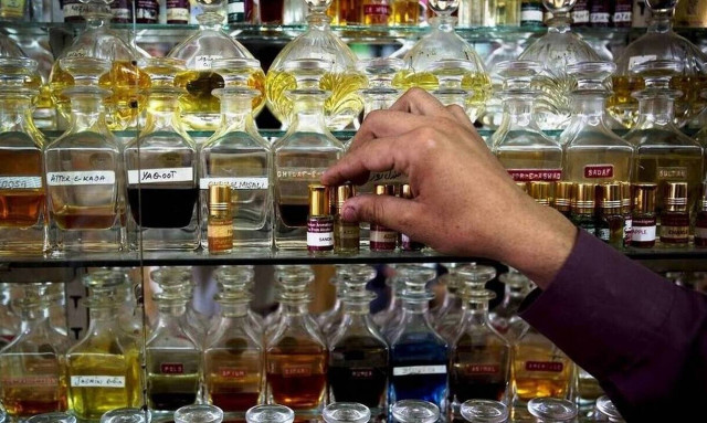 Ιταλός βουλευτής και πρώην υπουργός κατηγορείται ότι έκλεψε άρωμα από Duty Free αεροδρομίου