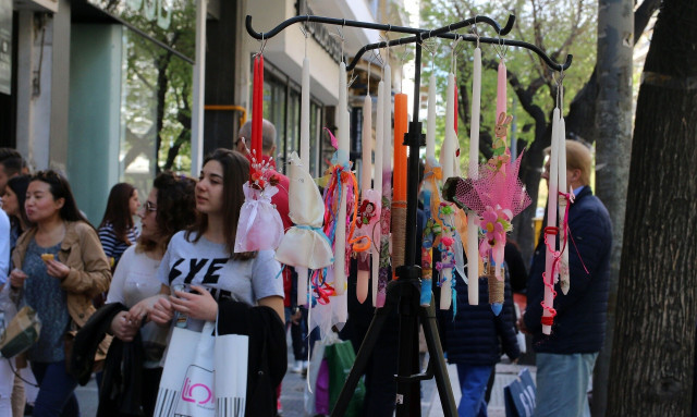 Πάσχα: Αναλυτικά το εορταστικό ωράριο καταστημάτων – Ανοιχτά την Κυριακή των Βαΐων