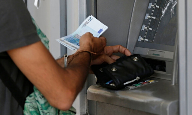 Ασφαλιστικά ταμεία: Πώς «έχασαν» 18,5 δισ. ευρώ – Η διαχρονική αδράνεια έφερε απώλειες