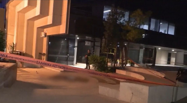 Μαρούσι:Πυροβολισμοί σε νυχτερινό κέντρο - Νεκρός ένας 21χρονος, σοβαρά τραυματισμένος ένας 23χρονος