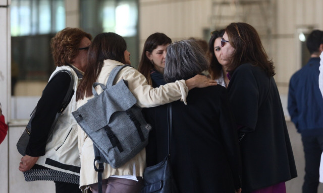 Φωτιά στο Μάτι: «Μιλημένα όλα, ο κόσμος καταλαβαίνει», ξεσπούν συγγενείς μετά την απόφαση