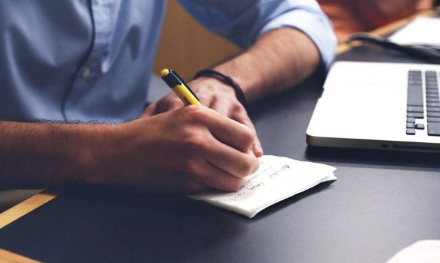 Μπόνους δύο μισθοί για τους δημόσιους υπαλλήλους - Τι ανακοινώνεται σήμερα