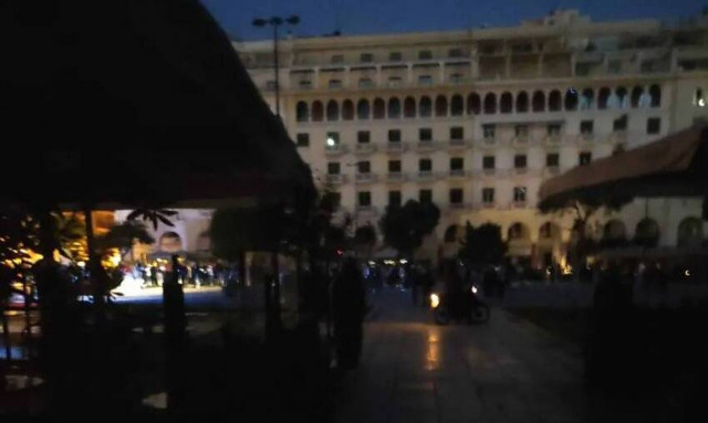 Θεσσαλονίκη: Αποκαταστάθηκε η ηλεκτροδότηση που βύθισε για μια ώρα στο σκοτάδι το κέντρο