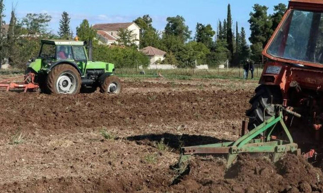 «Ζεστό» χρήμα για τους αγρότες λίγο πριν το Πάσχα - Πληρωμές 785,3 εκατ. ευρώ από τον ΟΠΕΚΕΠΕ