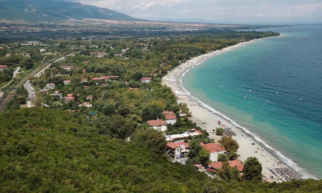 Λεπτοκαρυά: Εναλλακτικές ανοιξιάτικες διακοπές με άρωμα καλοκαιριού