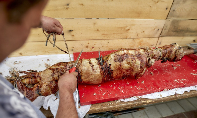 Ελληνική Καρδιολογική Εταιρεία: Οι κίνδυνοι στο πασχαλινό τραπέζι - Διατροφικές οδηγίες