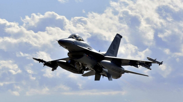 ΗΠΑ: Μαχητικό συνετρίβη σε εθνικό πάρκο - Σώος ο πιλότος