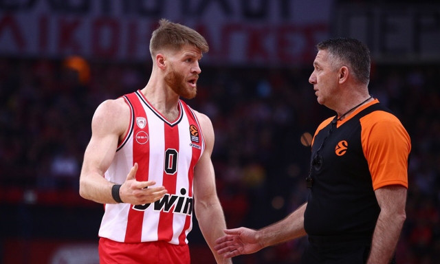 Euroleague, Ολυμπιακός - Μπαρτσελόνα: Αυτοί σφυρίζουν το Game 4 στο ΣΕΦ
