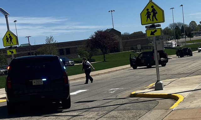 Ουισκόνσιν: Εξουδετερώθηκε ένοπλος που προσπάθησε να μπει σε σχολείο