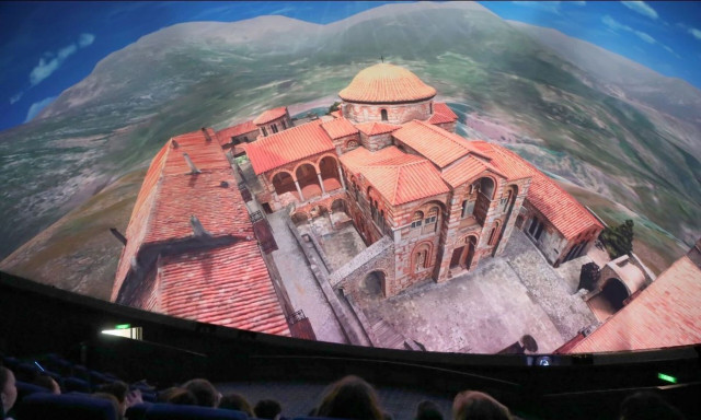 Διαδραστική Περιήγηση στην Ιερά Μονή του Οσίου Λουκά του Στειριώτη