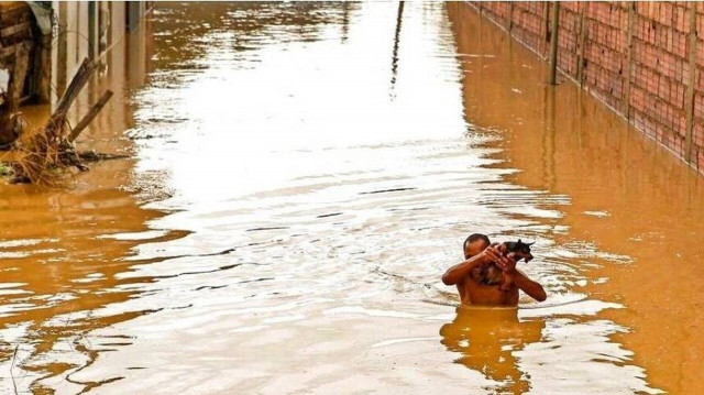 Βραζιλία:  Τουλάχιστον 29 νεκροί και 60 αγνοούμενοι από την κακοκαιρία που πλήττει τη χώρα