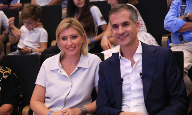 Πάσχα στο Καρπενήσι για τον Κώστα Μπακογιάννη και τη Σία Κοσιώνη: Οι αναρτήσεις τους στο Instagram